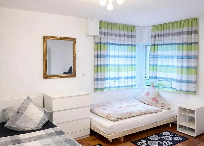 Апартаменты Haus Check-inn *